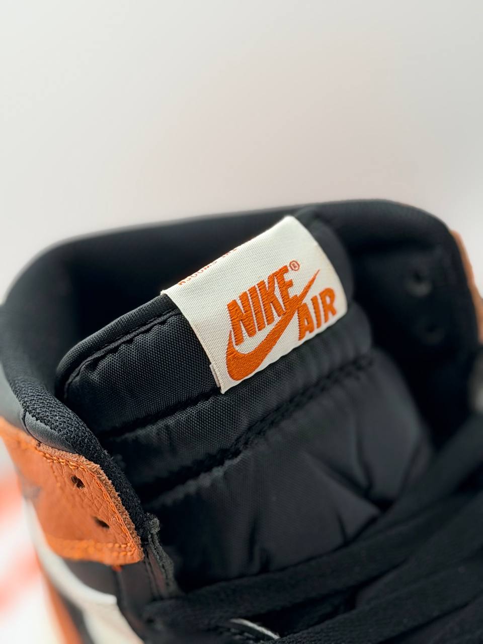 Jordan Air Jordan 1 Retro High OG "Shattered Backboard" | Negro-Blanco-Naranja