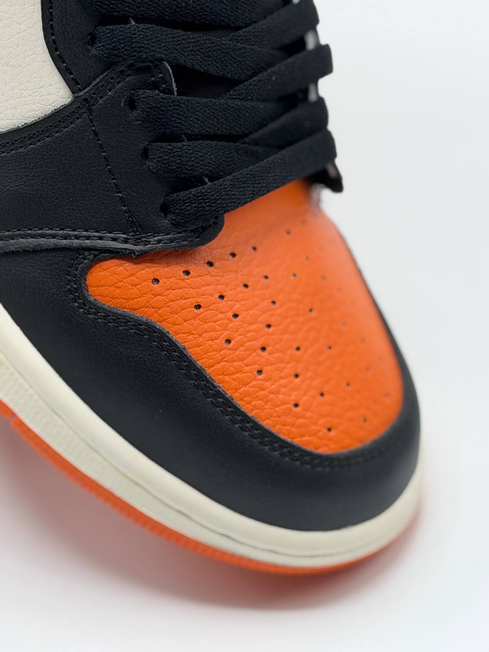 Jordan Air Jordan 1 Retro High OG "Shattered Backboard" | Negro-Blanco-Naranja