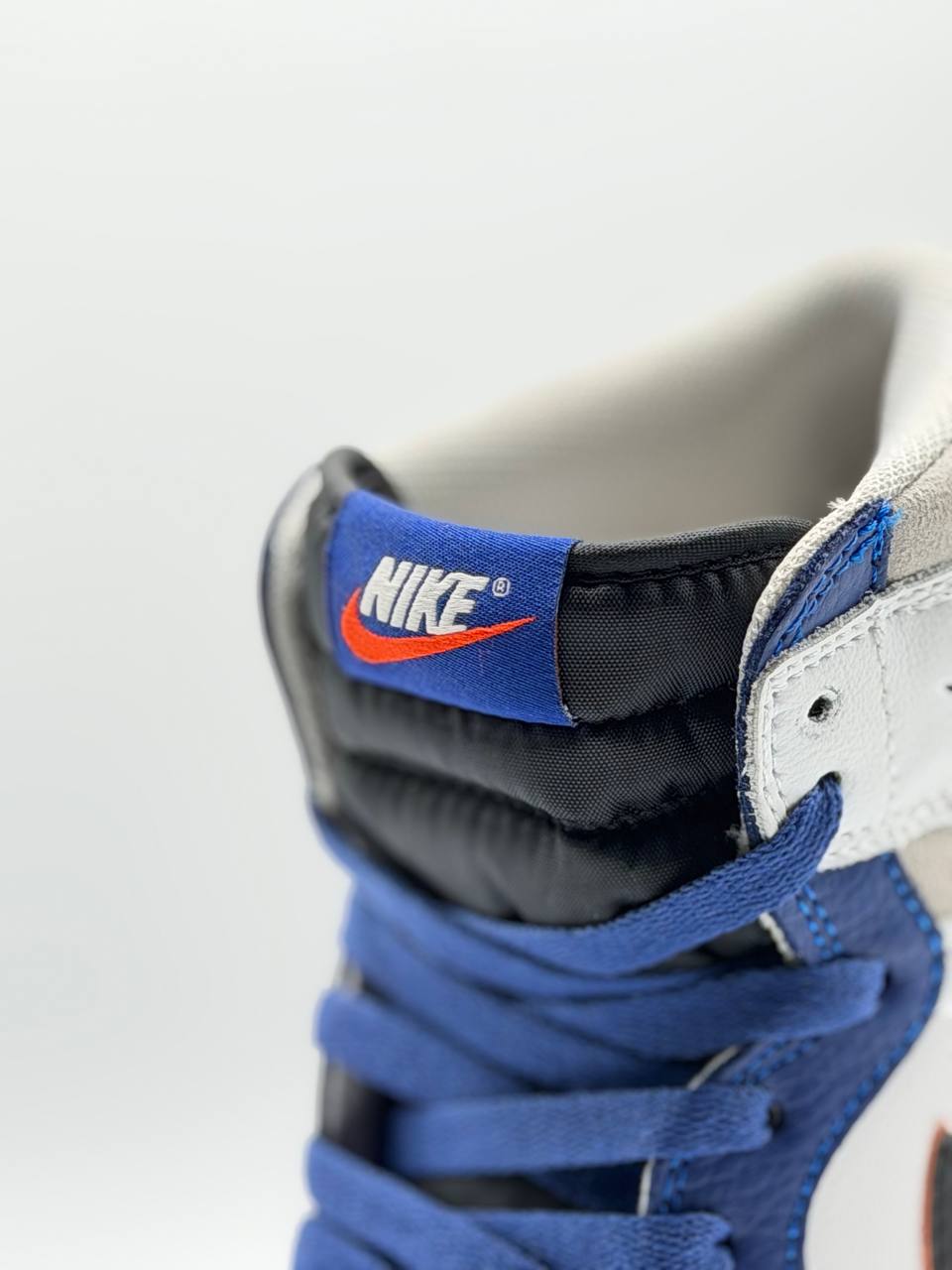 Air Jordan 1 Retro High OG 'Rare Air' | Blanco-Azul