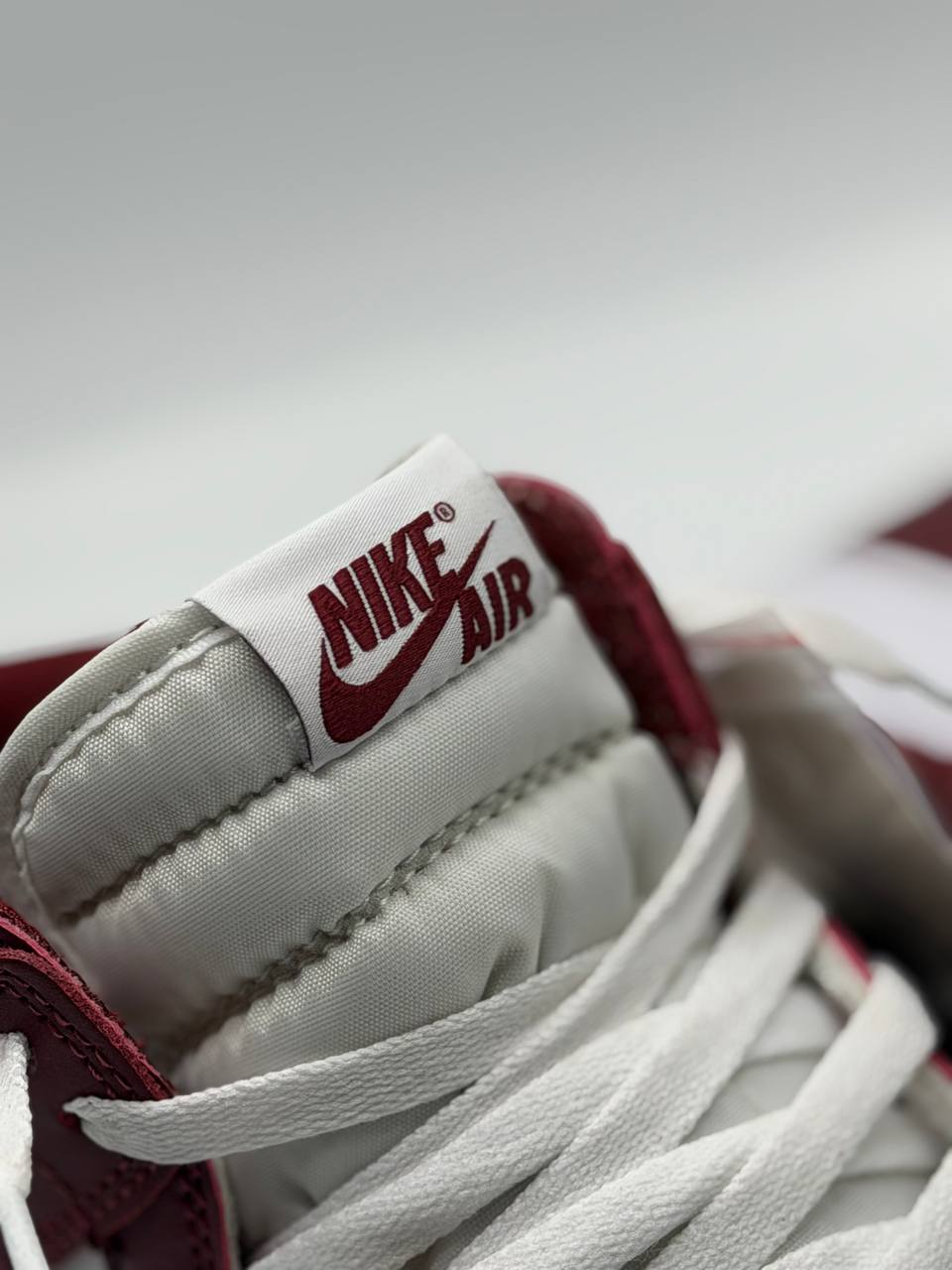 Air Jordan 1 Retro High OG "Team Red"  | Vinotinto-Blanco