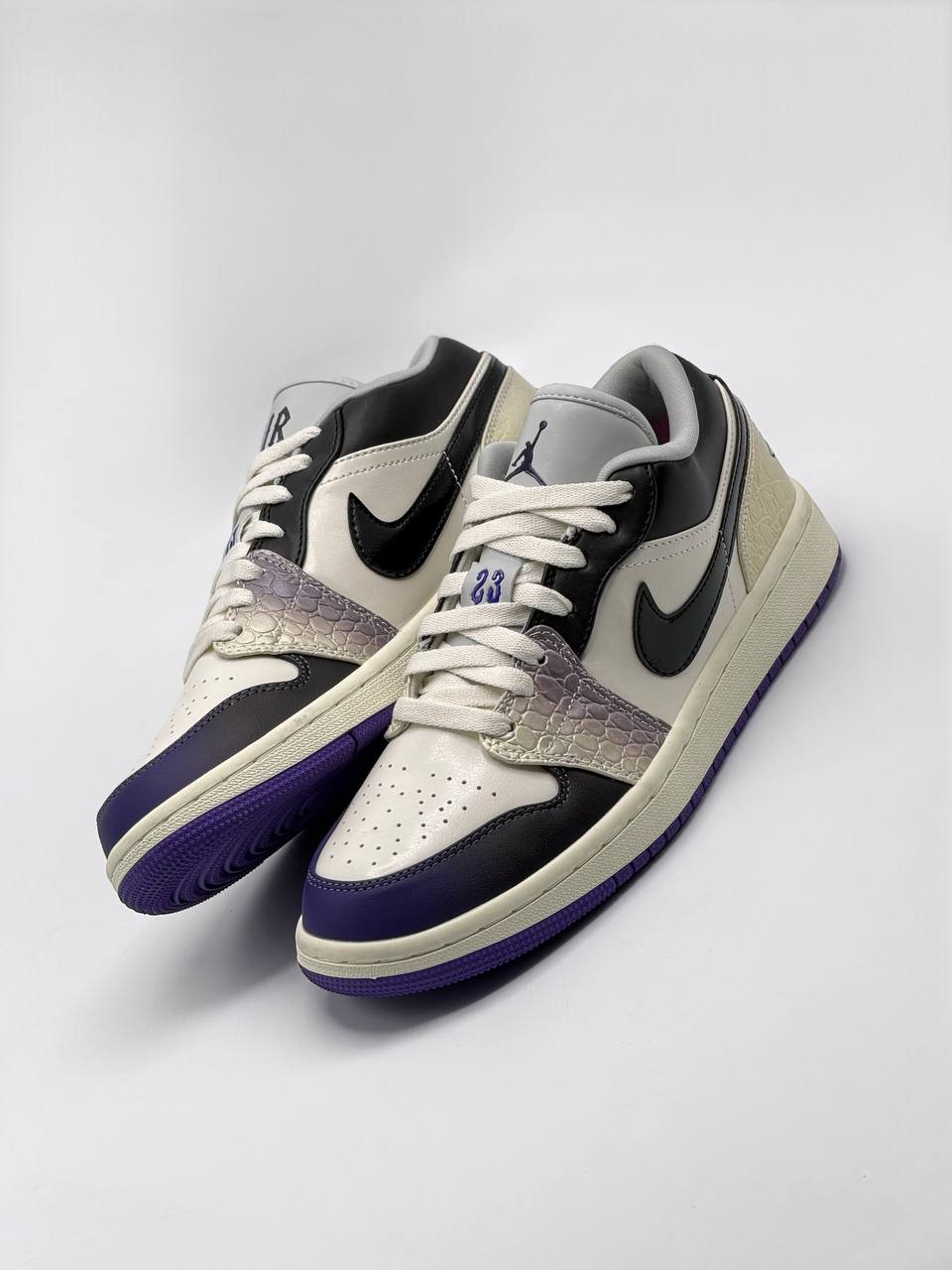 Air Jordan 1 Low SE 'Punk Rock' | Púrpura-Blanco
