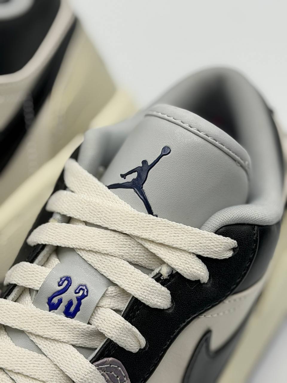Air Jordan 1 Low SE 'Punk Rock' | Púrpura-Blanco