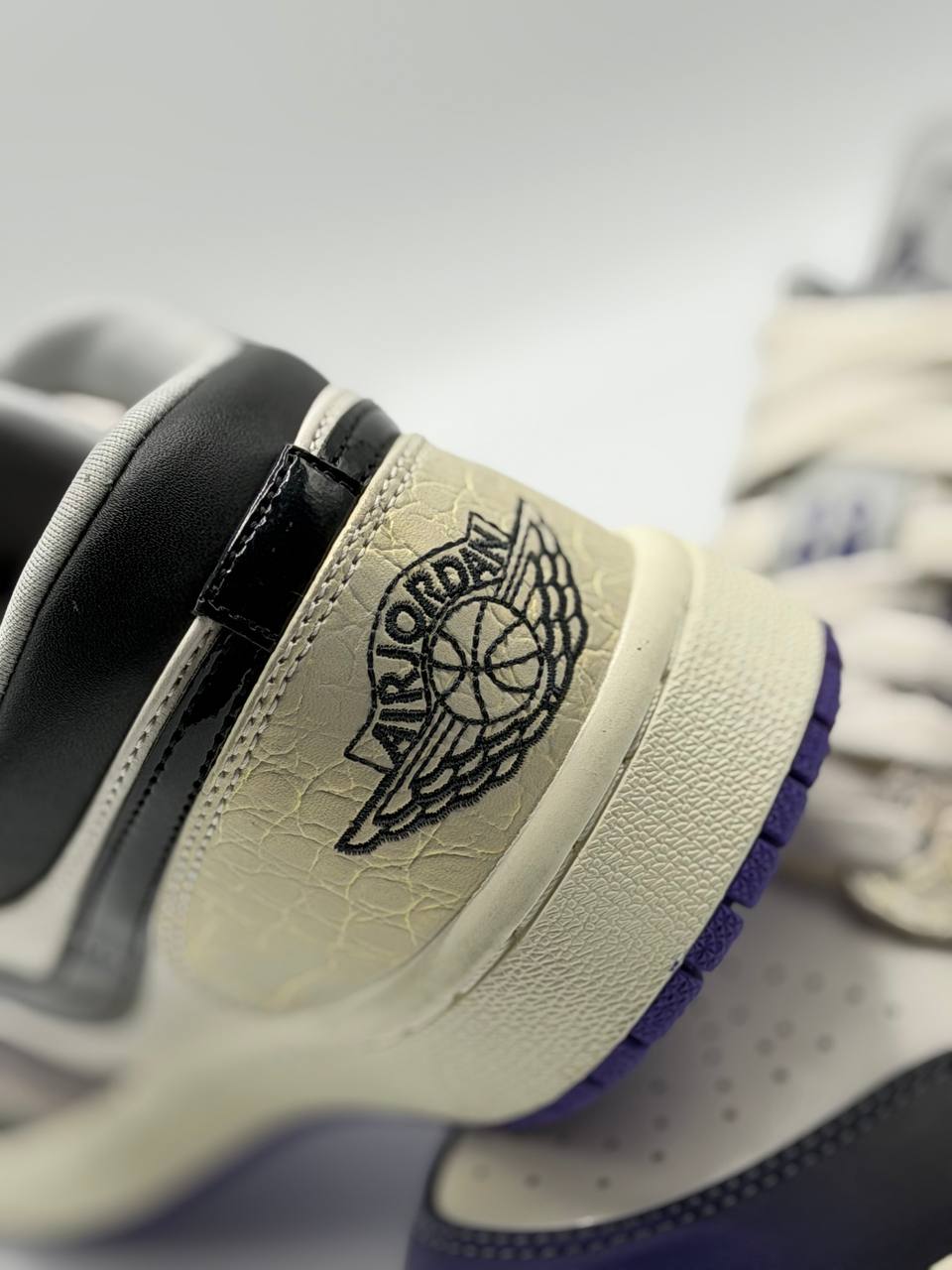 Air Jordan 1 Low SE 'Punk Rock' | Púrpura-Blanco