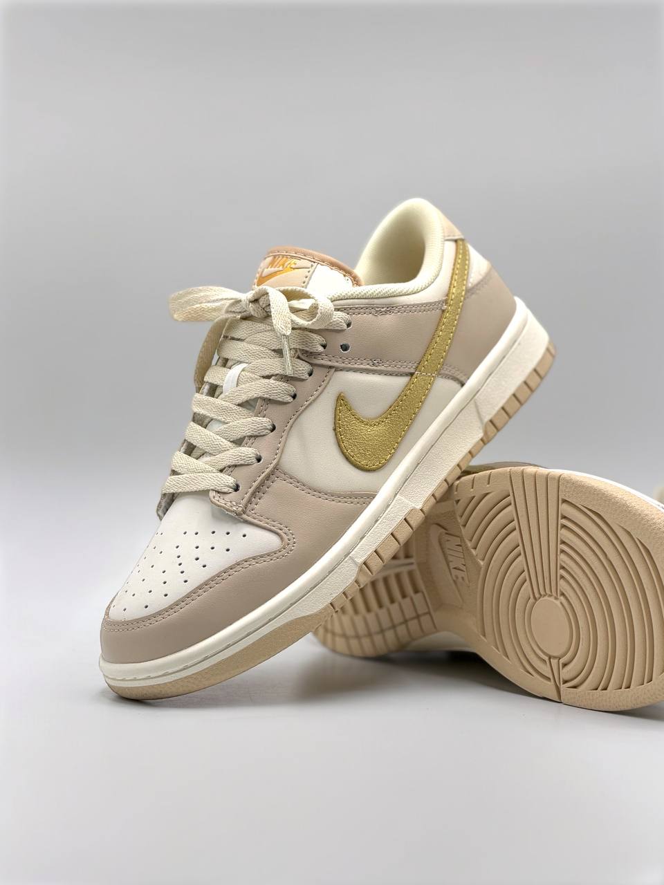 Nike Dunk Low Gold Swoosh | Beige