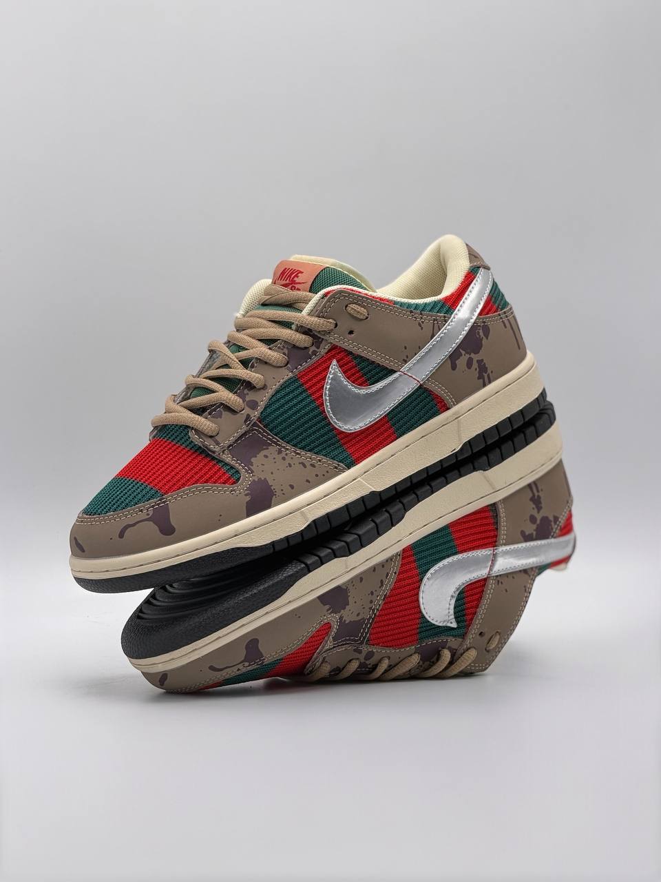 Nike SB Dunk Low Freddy Krueger | Marrón-Verde-Rojo