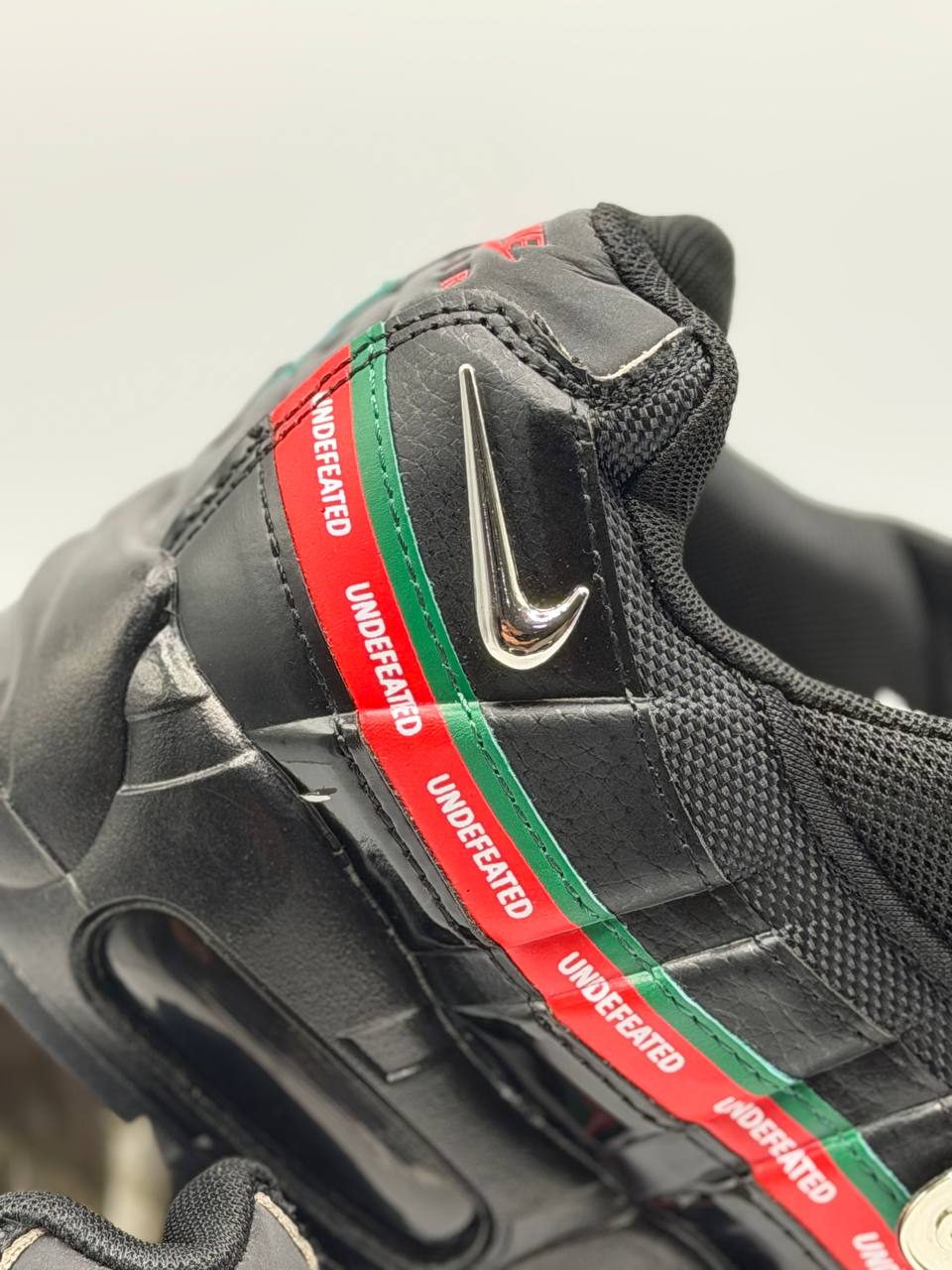 Nike Air Max 95 SP Undefeated | Negro-Rojo-Verde
