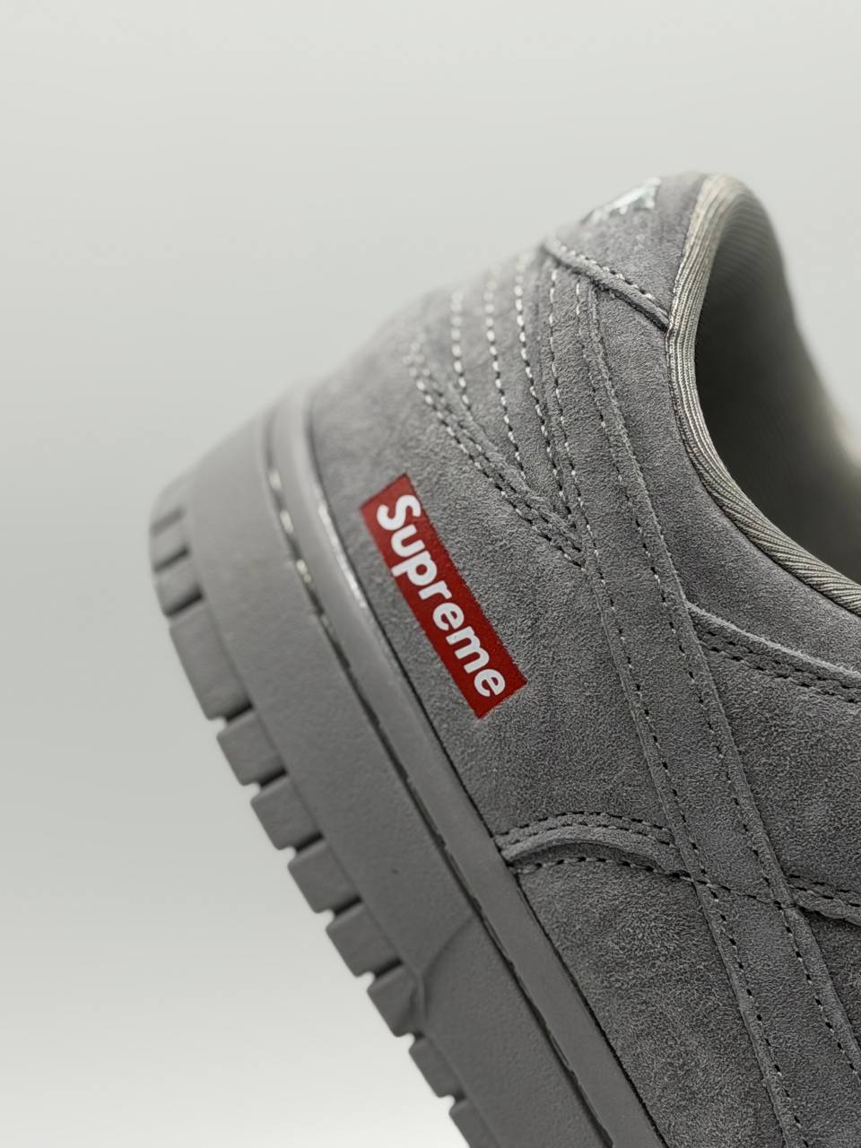Nike Sb Dunk Low Supreme | Gris