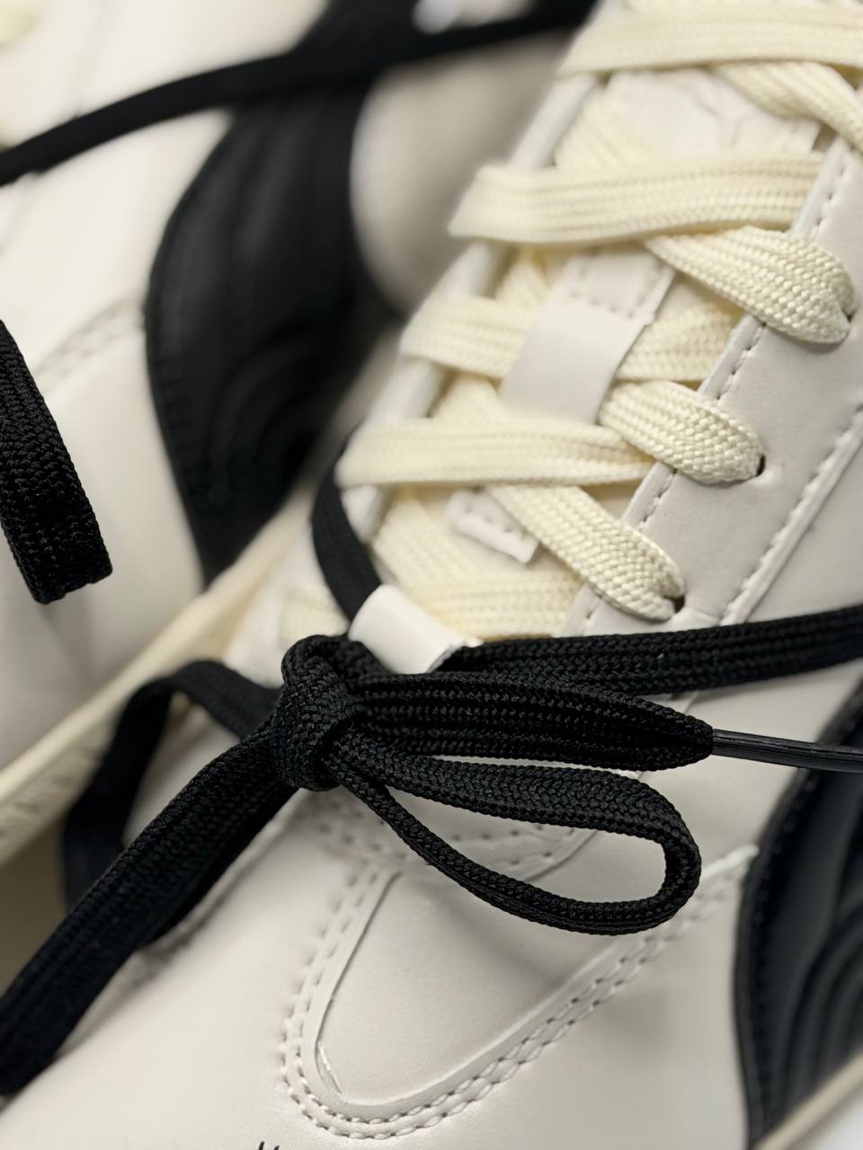 Puma Speedcat LEA x Rosé | Blanco-Negro |