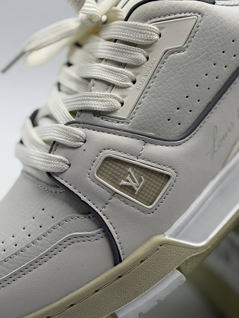 Louis Vuitton Trainer  | Beige-Blanco |