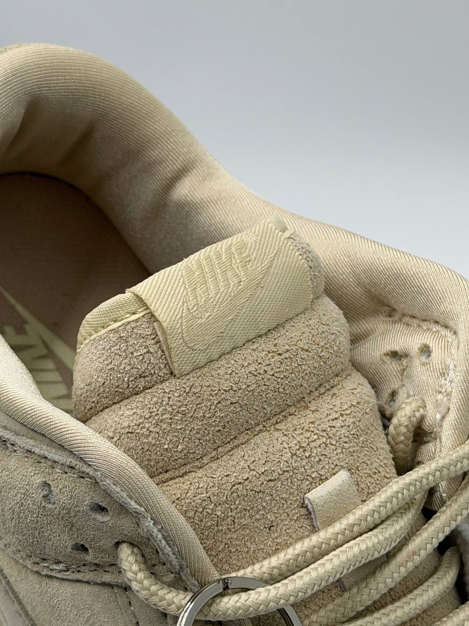 Nike SB Dunk Low Supreme Cream  | Beige |