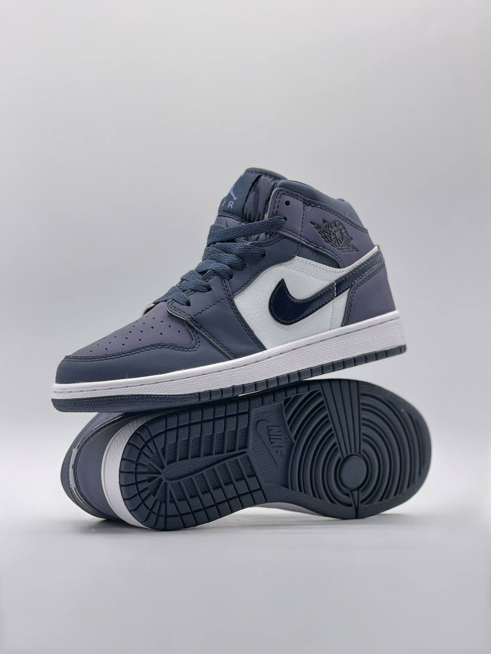 Air Jordan 1 Mid Sanded | Purpura-Negro |