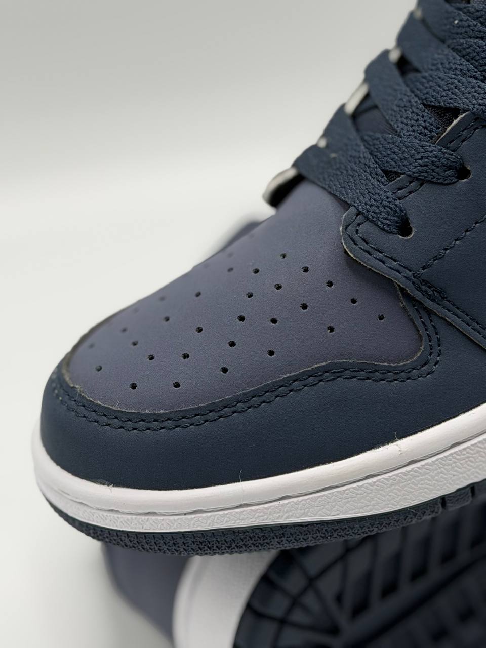 Air Jordan 1 Mid Sanded | Purpura-Negro |