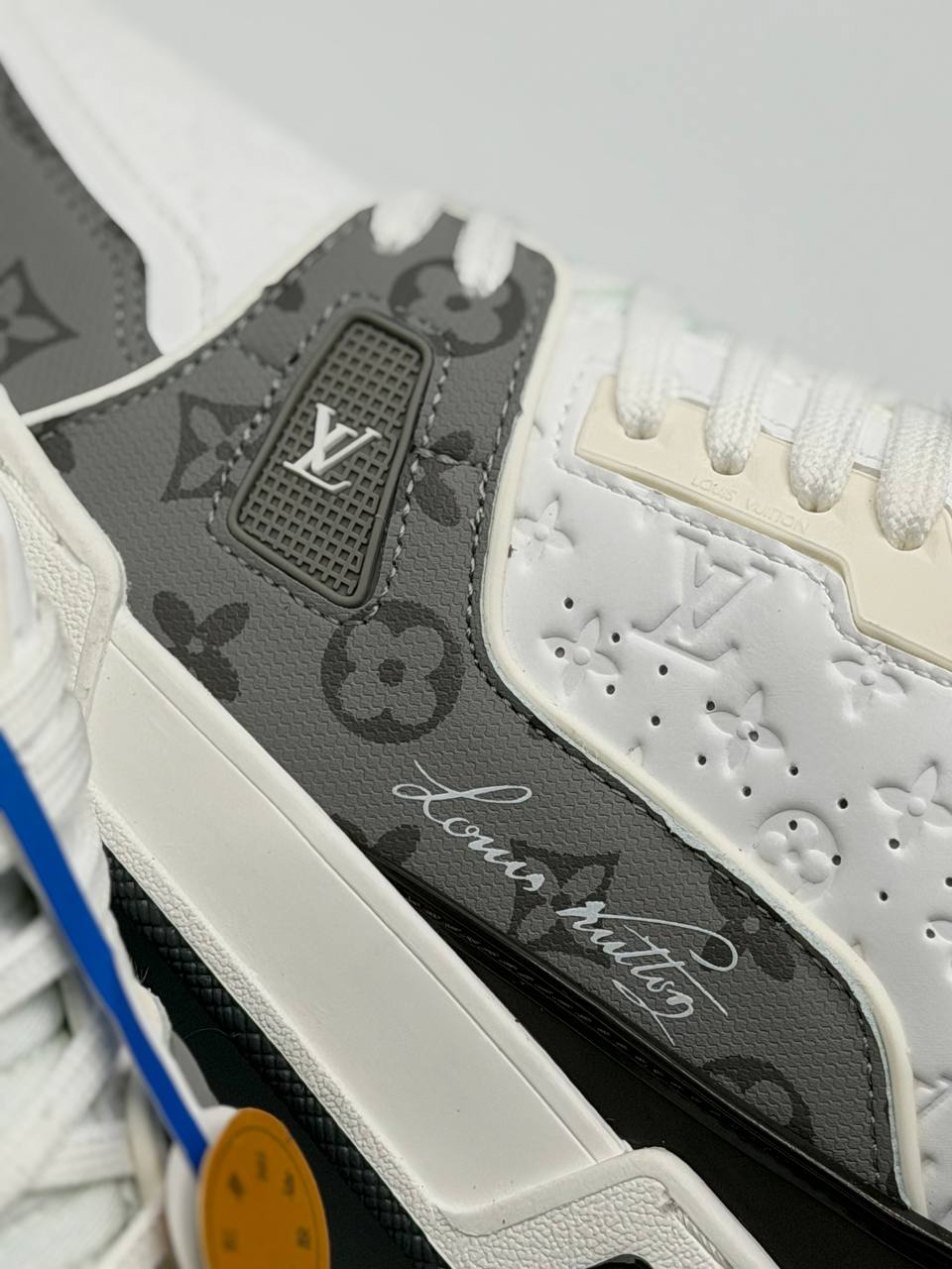 Louis Vuitton Trainer Monogram Denim  | Gris-Blanco |