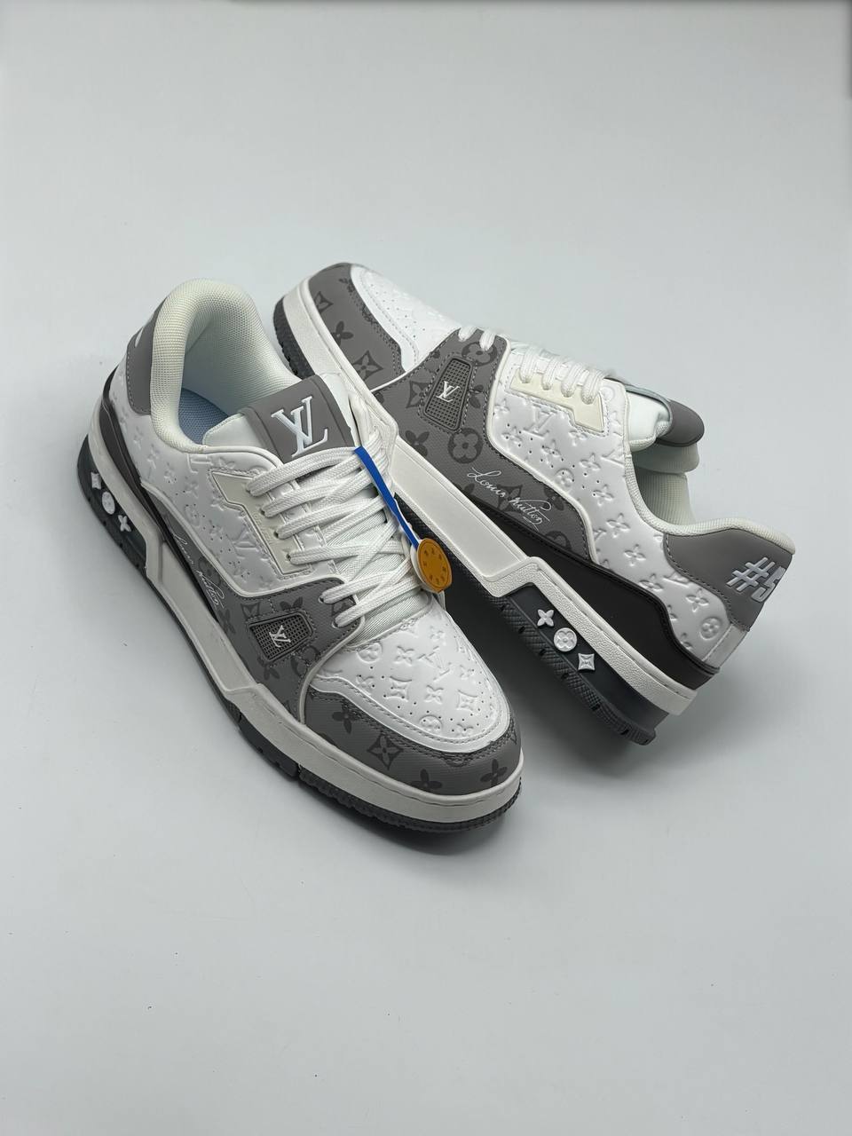 Louis Vuitton Trainer Monogram Denim  | Gris-Blanco |