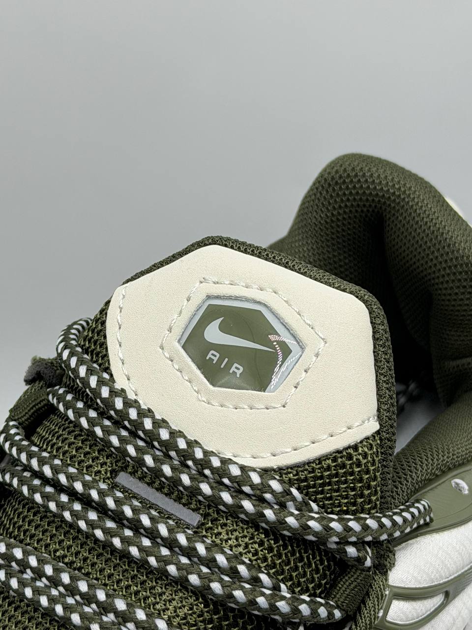 Nike Air Max TN Phantom Neutral Olive  | Beige-Verde |