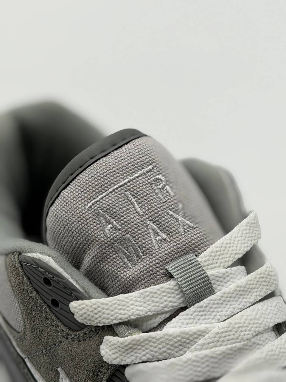 Nike Air Max 90 “Silver Sage”  | Gris-Blanco |