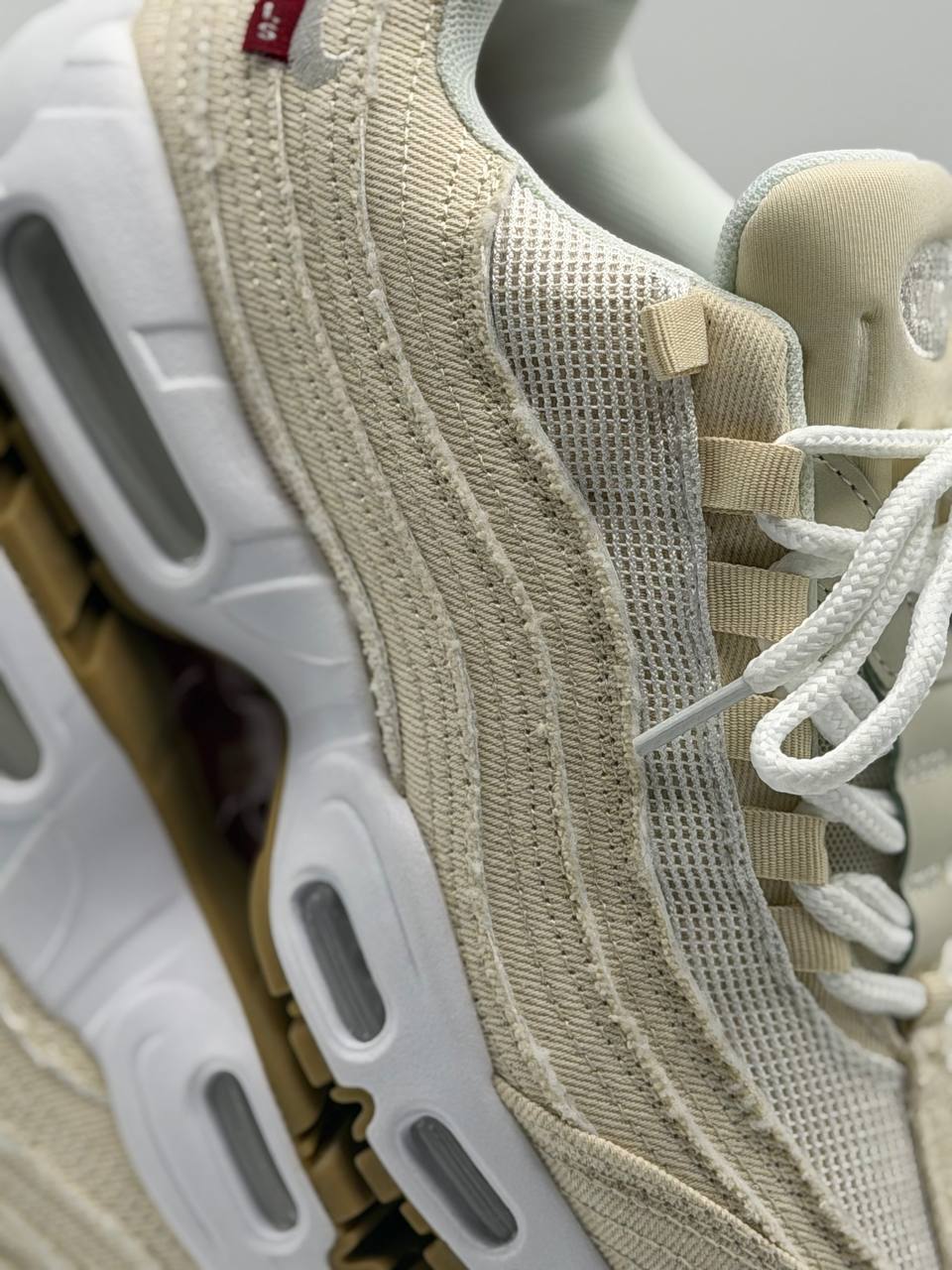 Nike Air Max 95 OG x Levi's  | Beige |