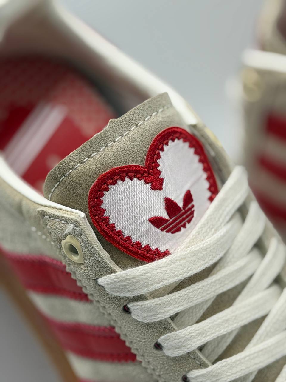 Adidas Handball Spezial "Valentine's Day"  | Beige-Rojo |