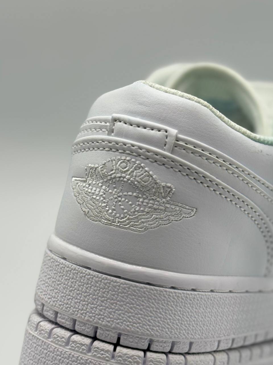 Jordan Retro 1 Triple White  | Blanco |