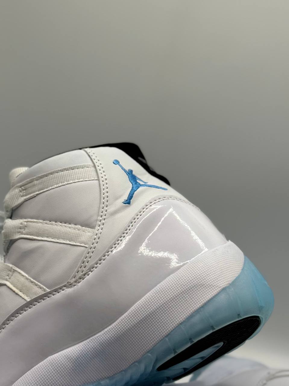 Jordan Air Jordan 11 Retro "Legend Blue"  | Blanco-Azul |