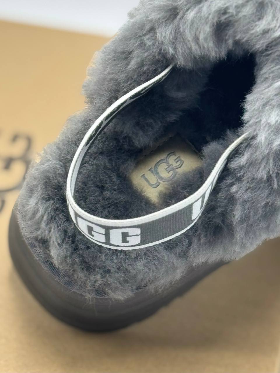 UGG Mules Funkette  | Negro-Gris |