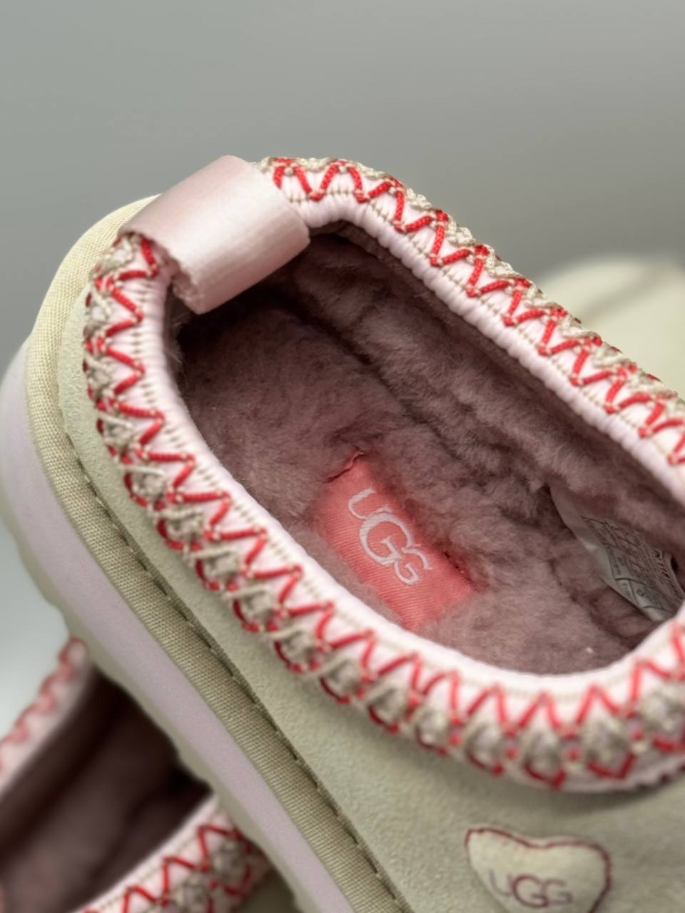 UGG Tazz Love '26 Slipper Sea Salt Rosetta'  | Beige-Rosa |