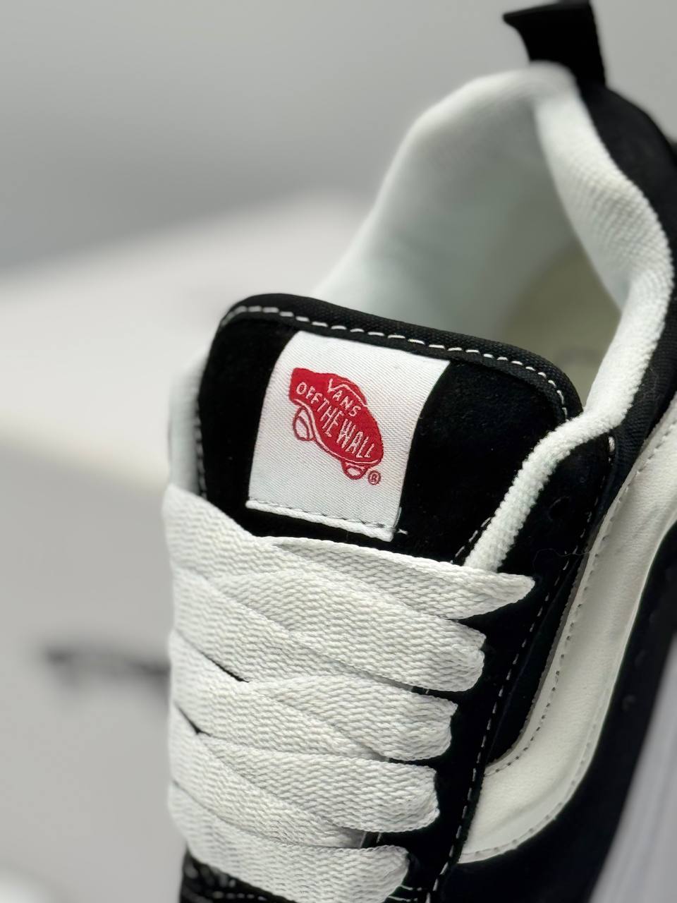 Vans Knu Skool  | Black-White |
