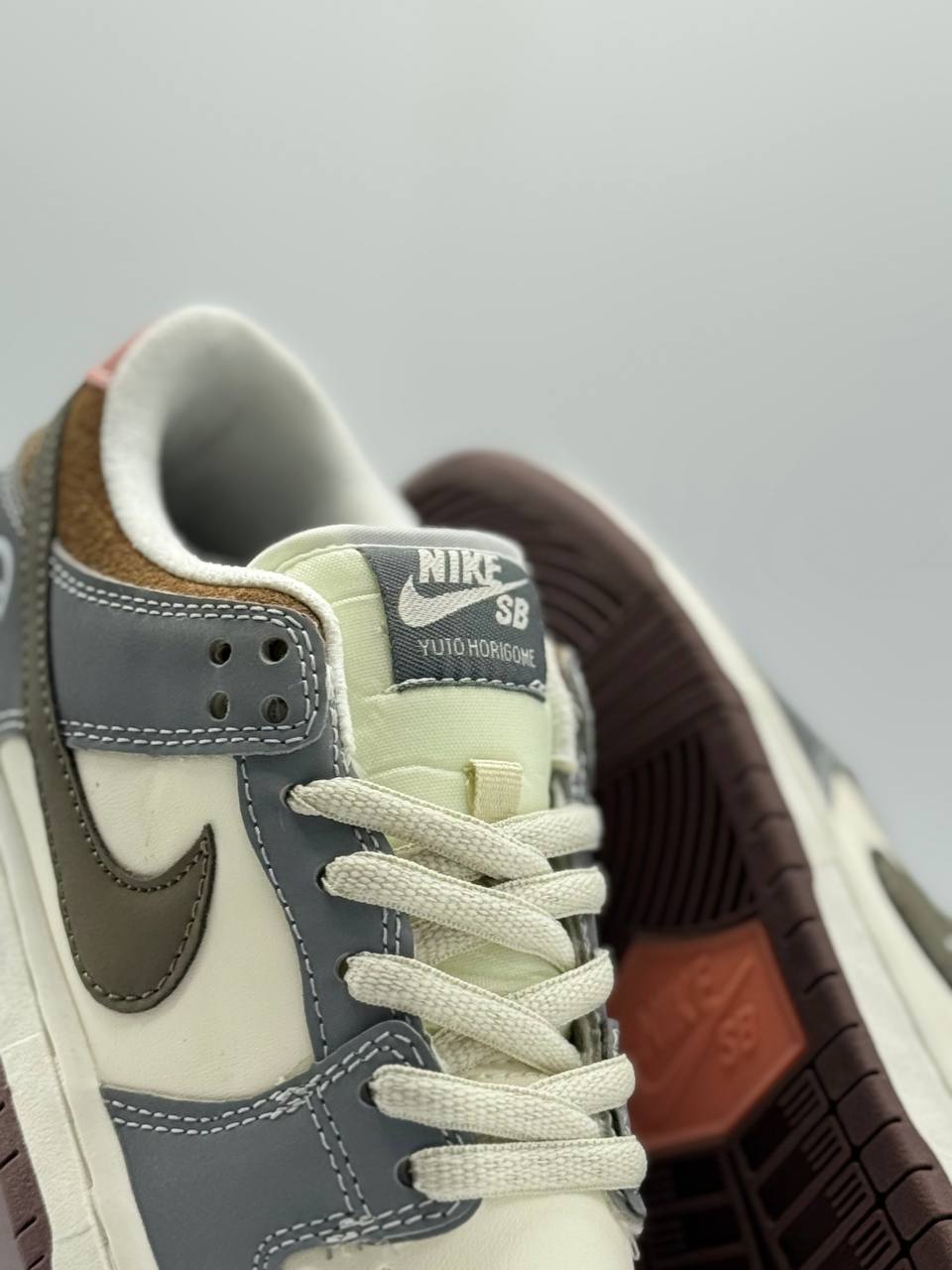 Nike SB Dunk Low Yuto Horigome | Gris-Blanco |