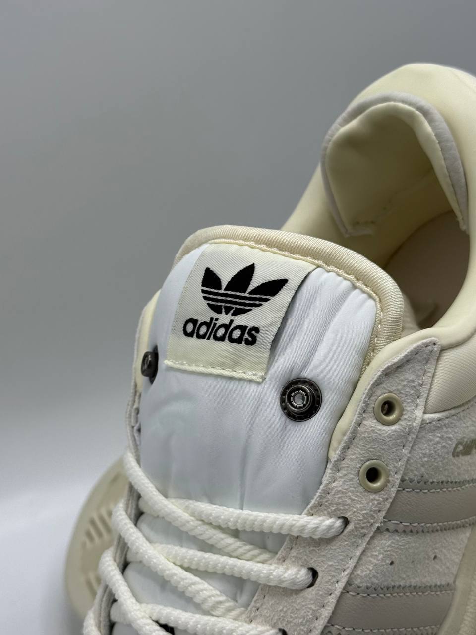 Adidas Campus x Bad Bunny  | Blanco-Beige |