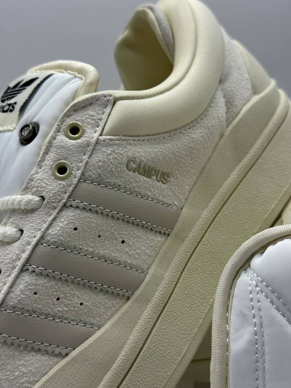 Adidas Campus x Bad Bunny  | Blanco-Beige |