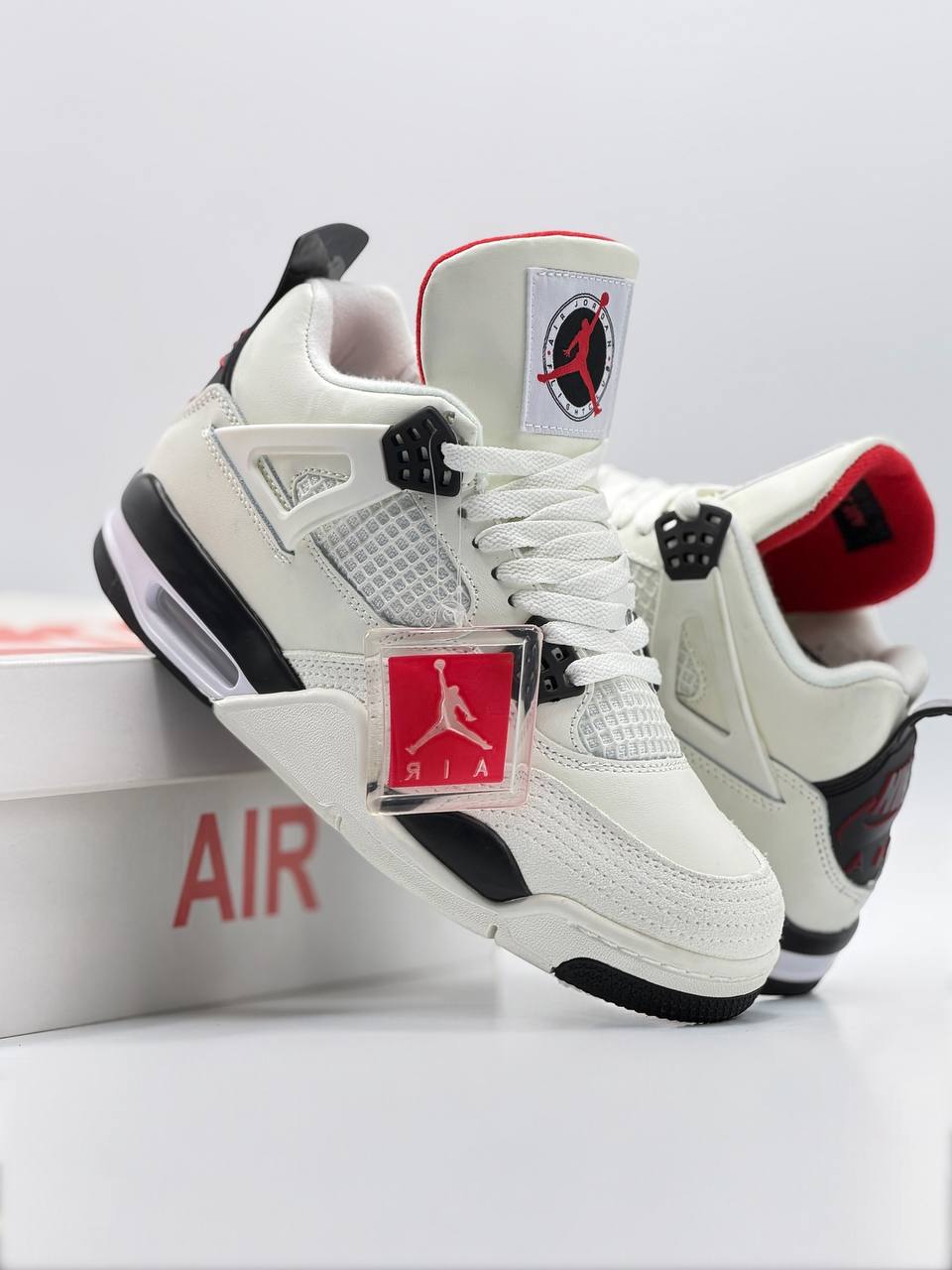 Air Jordan 4 Retro "Flight Club"  | Blanco-Negro-Rojo |