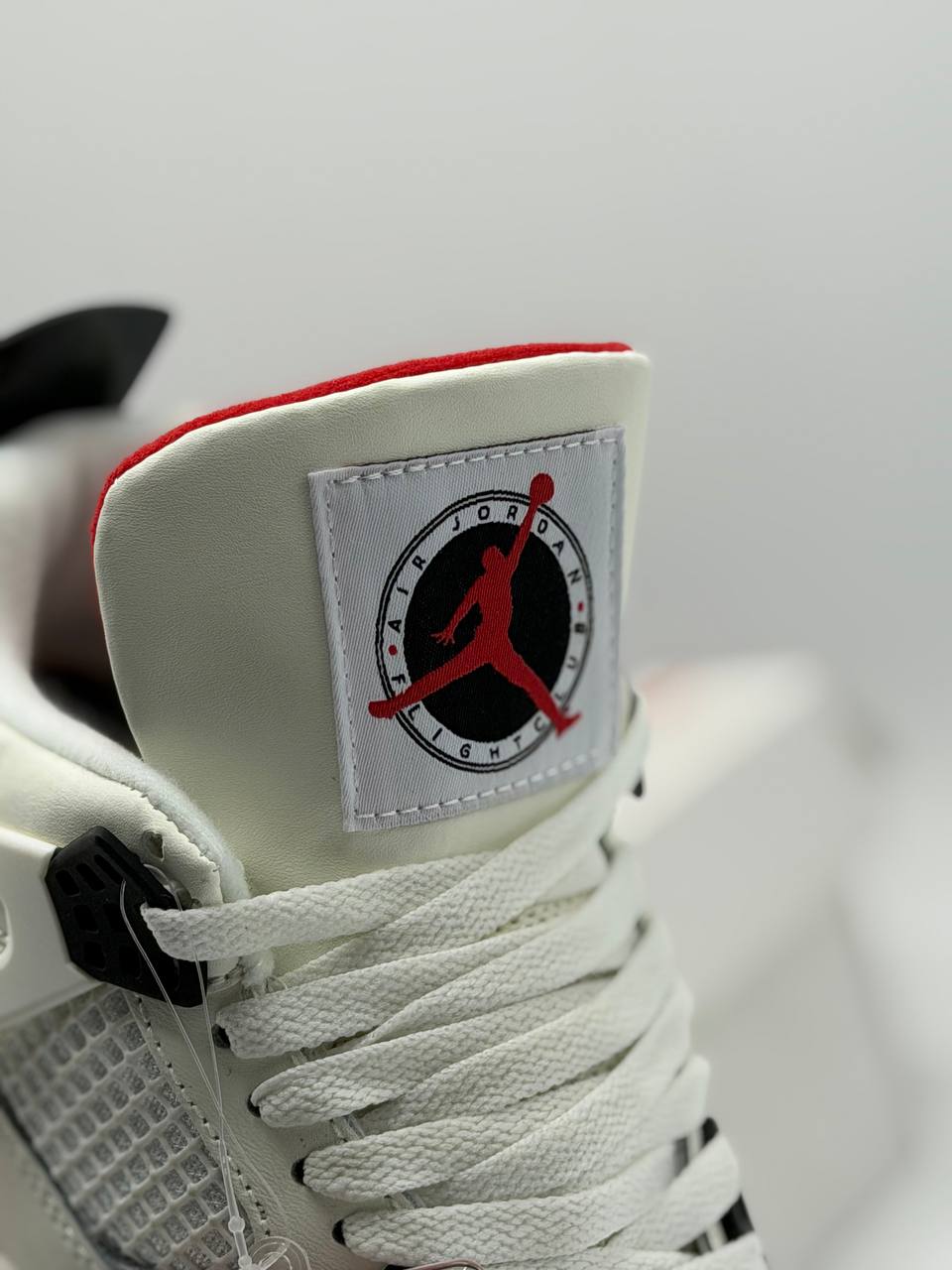 Air Jordan 4 Retro "Flight Club"  | Blanco-Negro-Rojo |