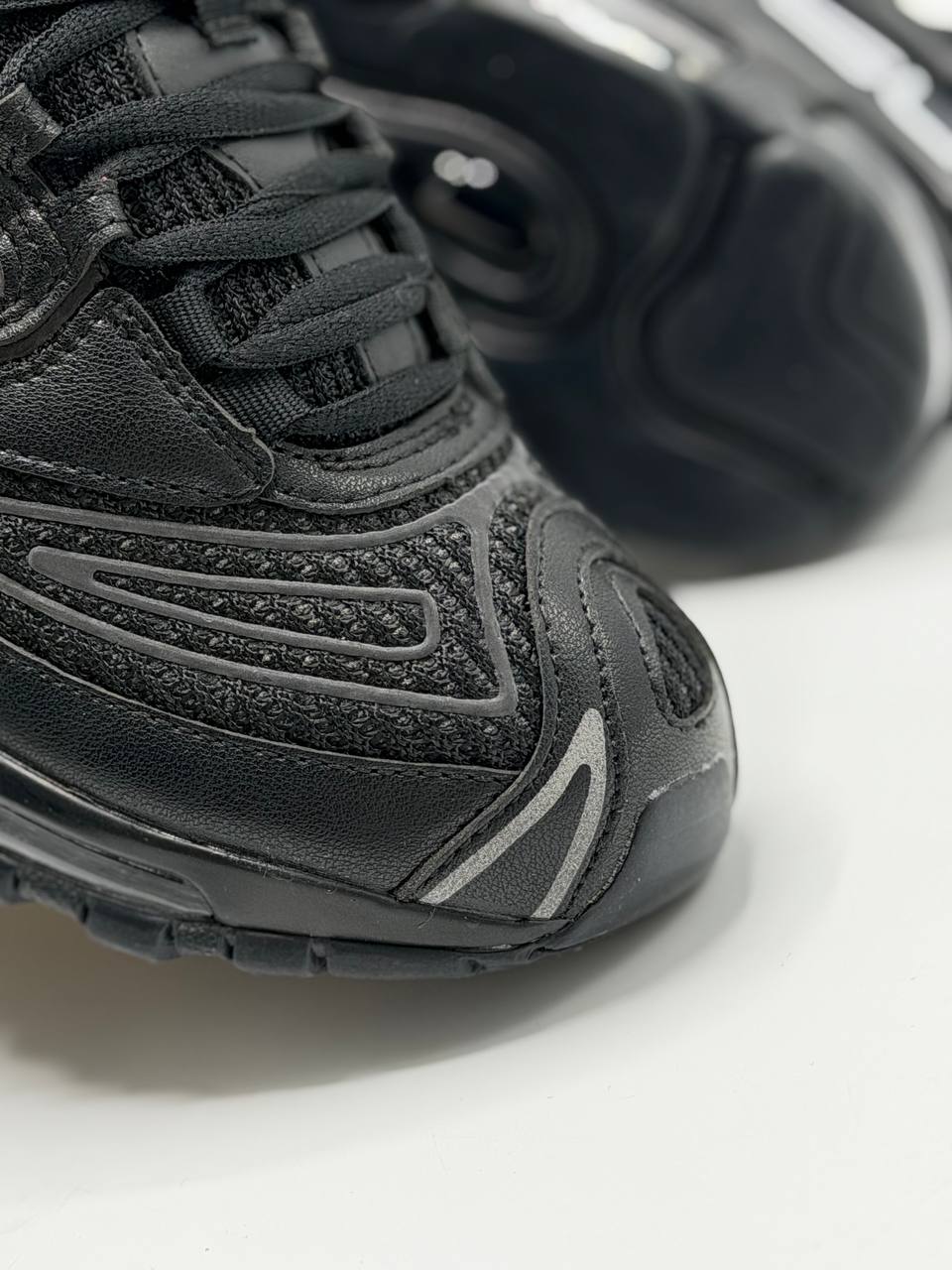 Nike Air Max 98 TL x Supreme "Triple Black"  | Negro |