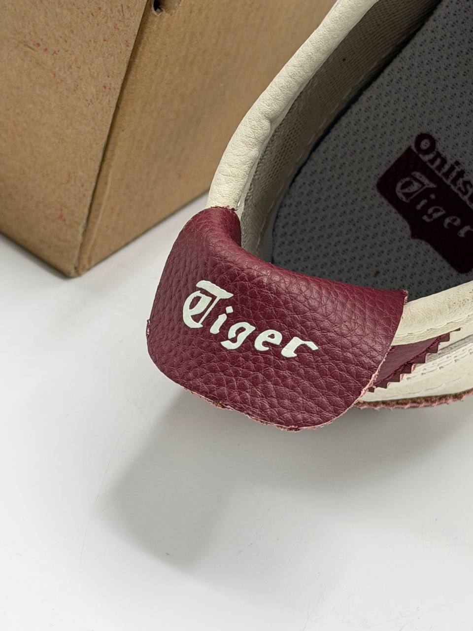 Tiger Onitsuka Mexico 66  | Beige-Rojo |