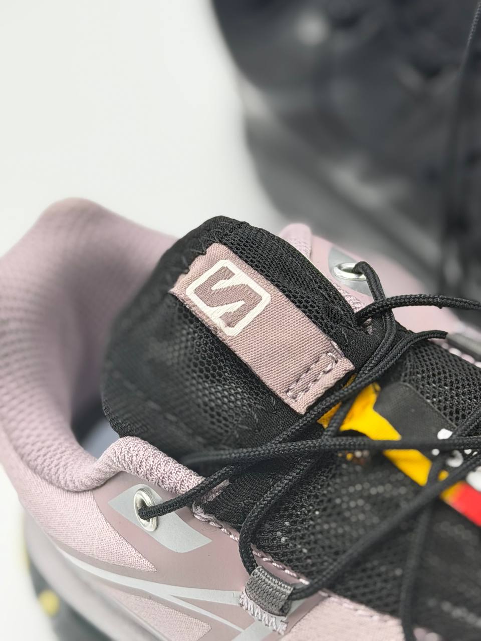 Salomon XT-6 | Blanco-Negro-Purpura |