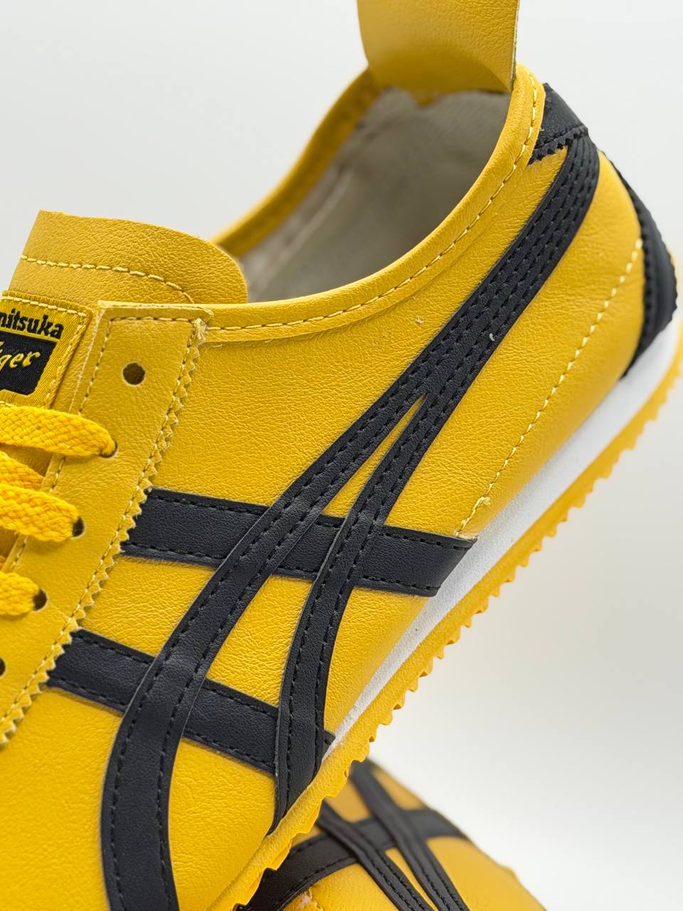 Tiger Onitsuka Mexico 66 Kill Bill  | Amarillo-Negro |