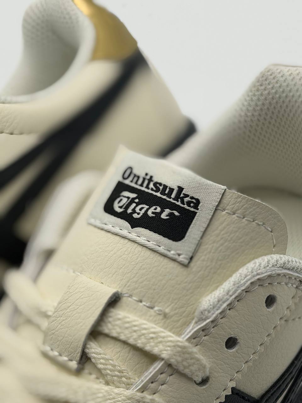 Tiger Onitsuka Tokuten  | Beige-Negro |