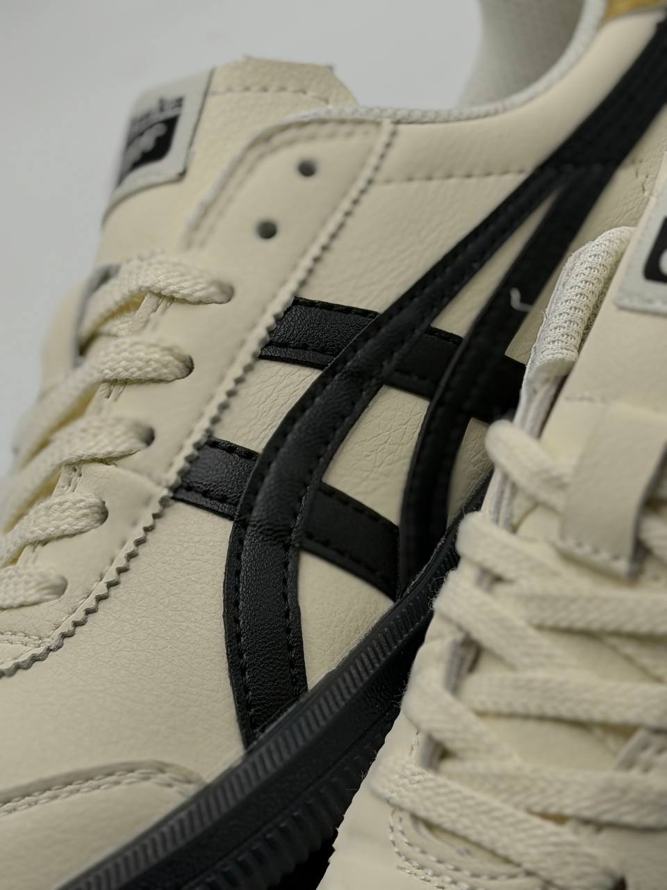 Tiger Onitsuka Tokuten  | Beige-Negro |