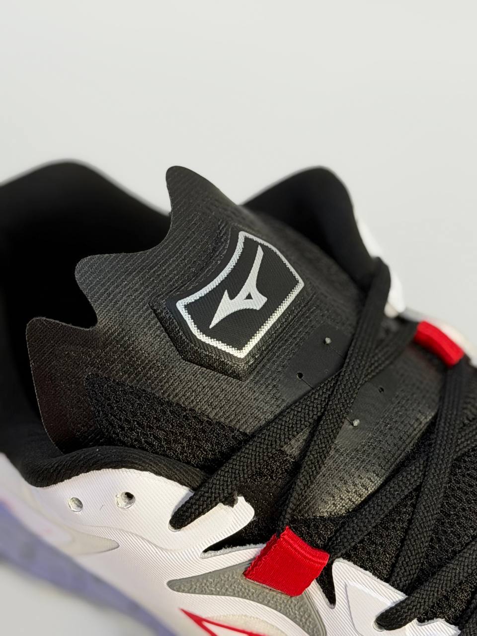 Mizuno Wave Lightning Z8 | Blanco |