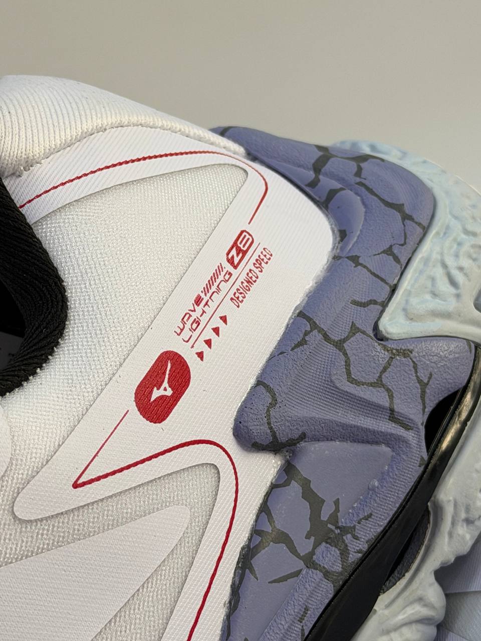 Mizuno Wave Lightning Z8 | Blanco |