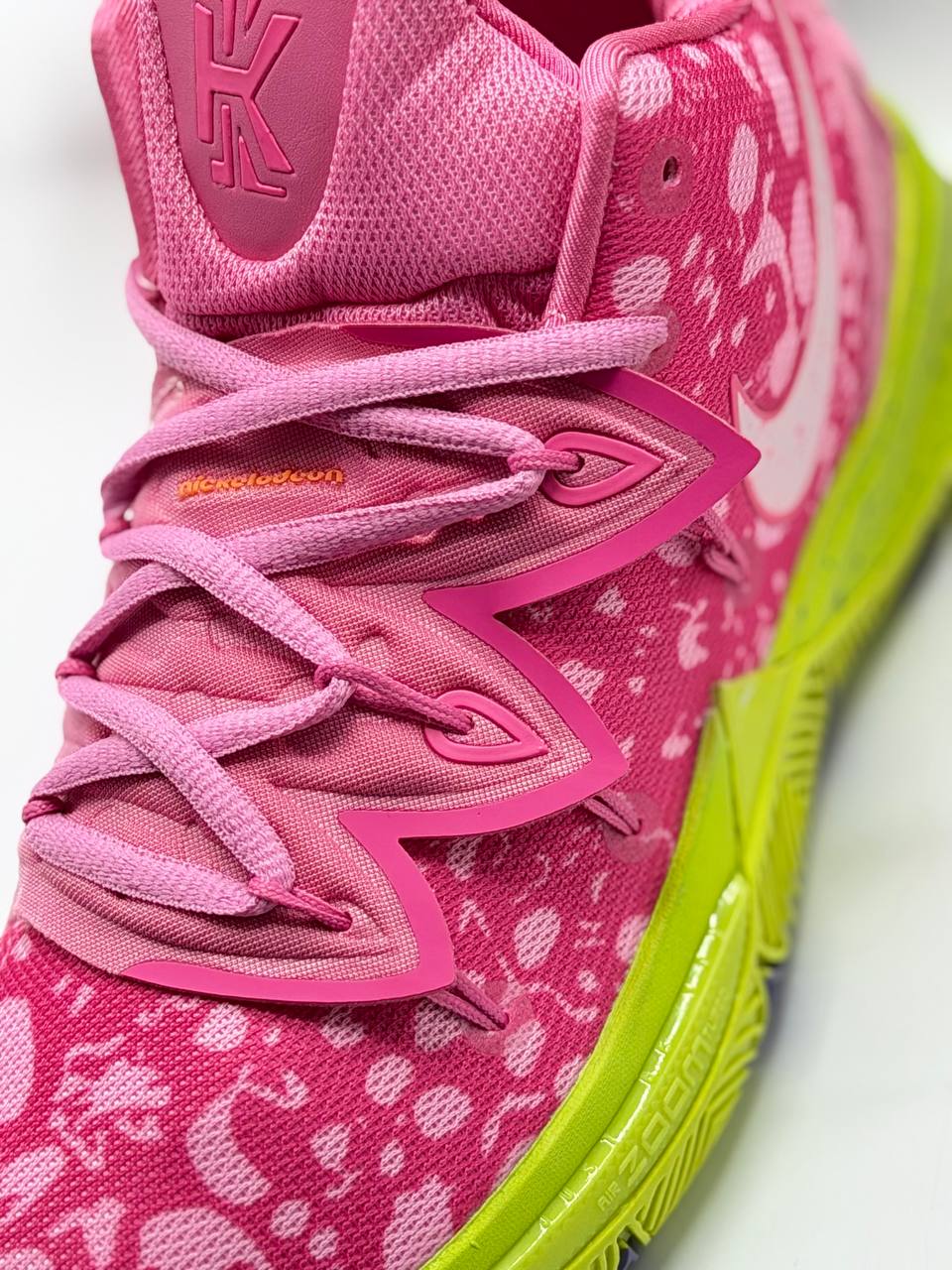 Nike Kyrie 5 "Patrick Star"  | Rosa |