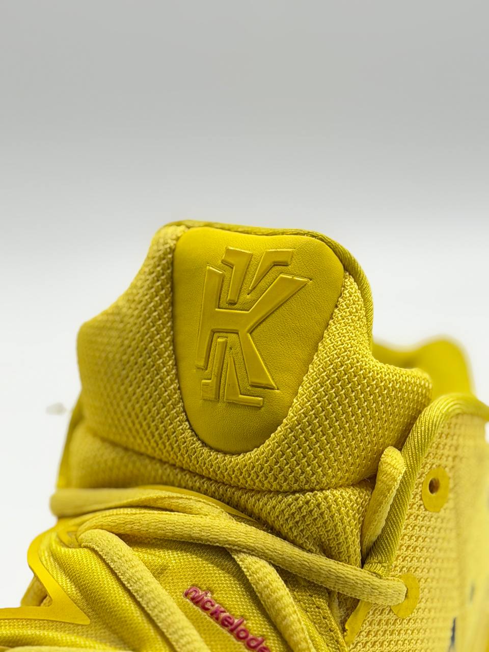 Nike Kyrie 5 Sponge Bob | Amarillo |