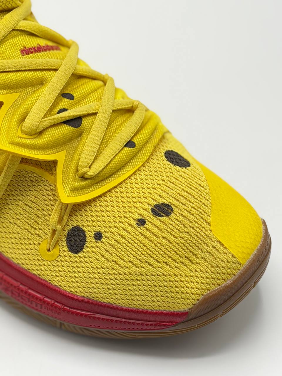 Nike Kyrie 5 Sponge Bob | Amarillo |