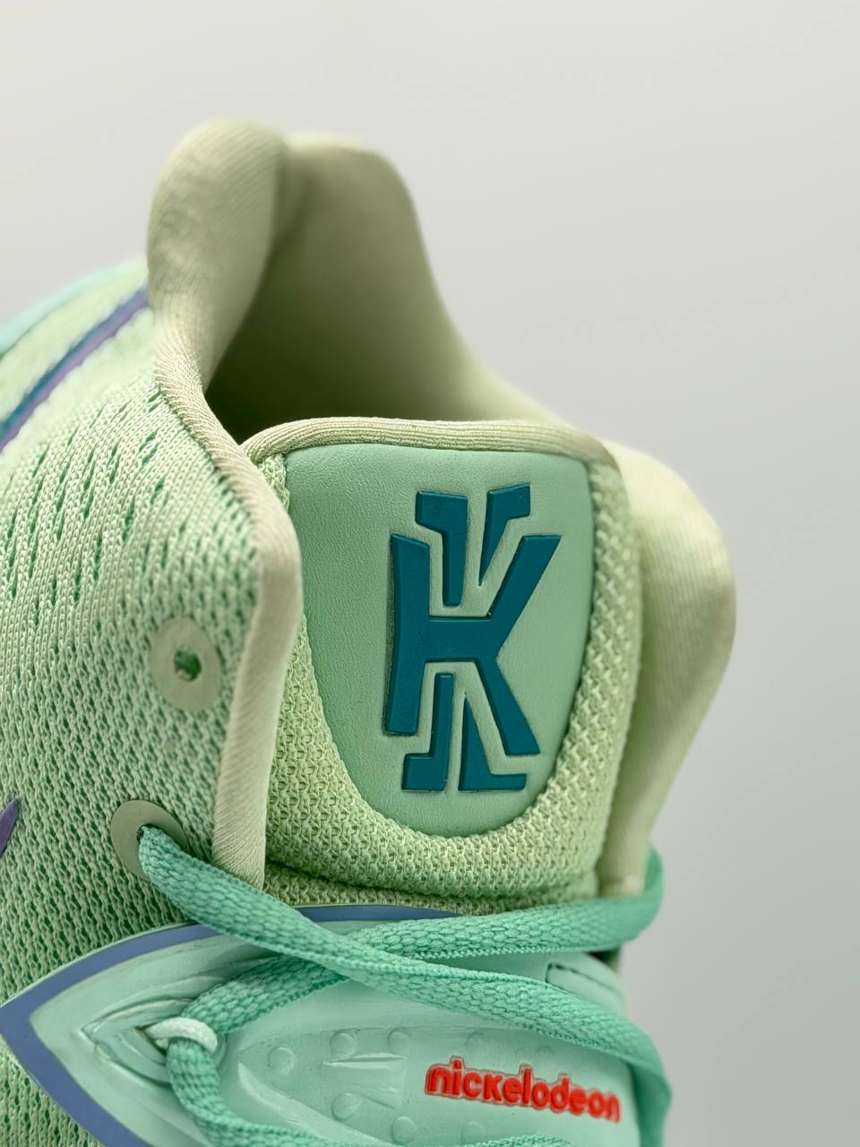Nike Kyrie 5 "Squidward"  | Verde |