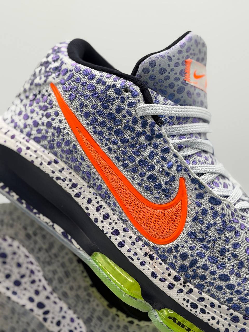 Nike Air Zoom G.T. Hustle 3 "Safari"  | Gris-Naranja |