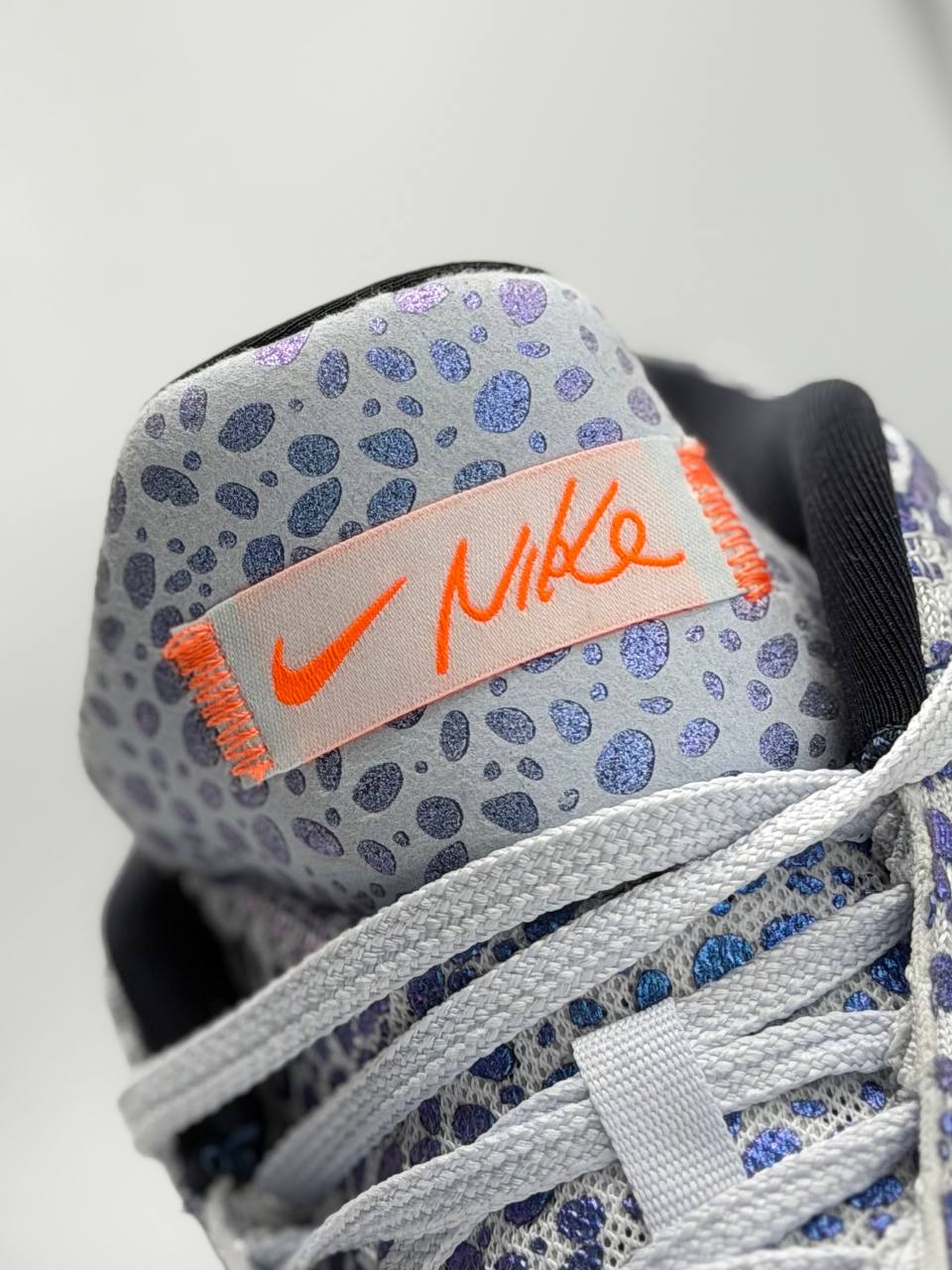 Nike Air Zoom G.T. Hustle 3 "Safari"  | Gris-Naranja |