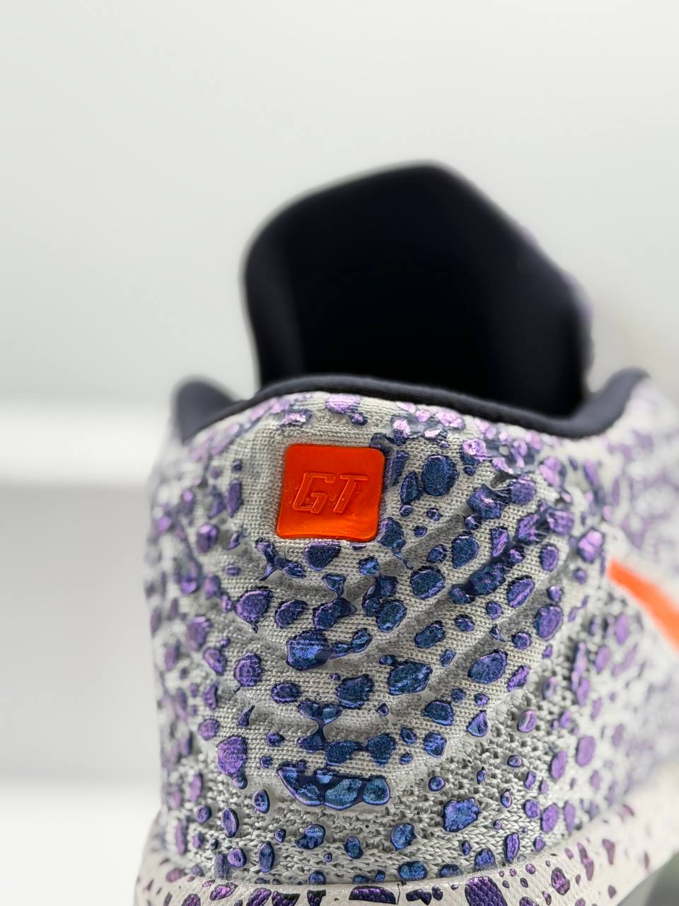 Nike Air Zoom G.T. Hustle 3 "Safari"  | Gris-Naranja |