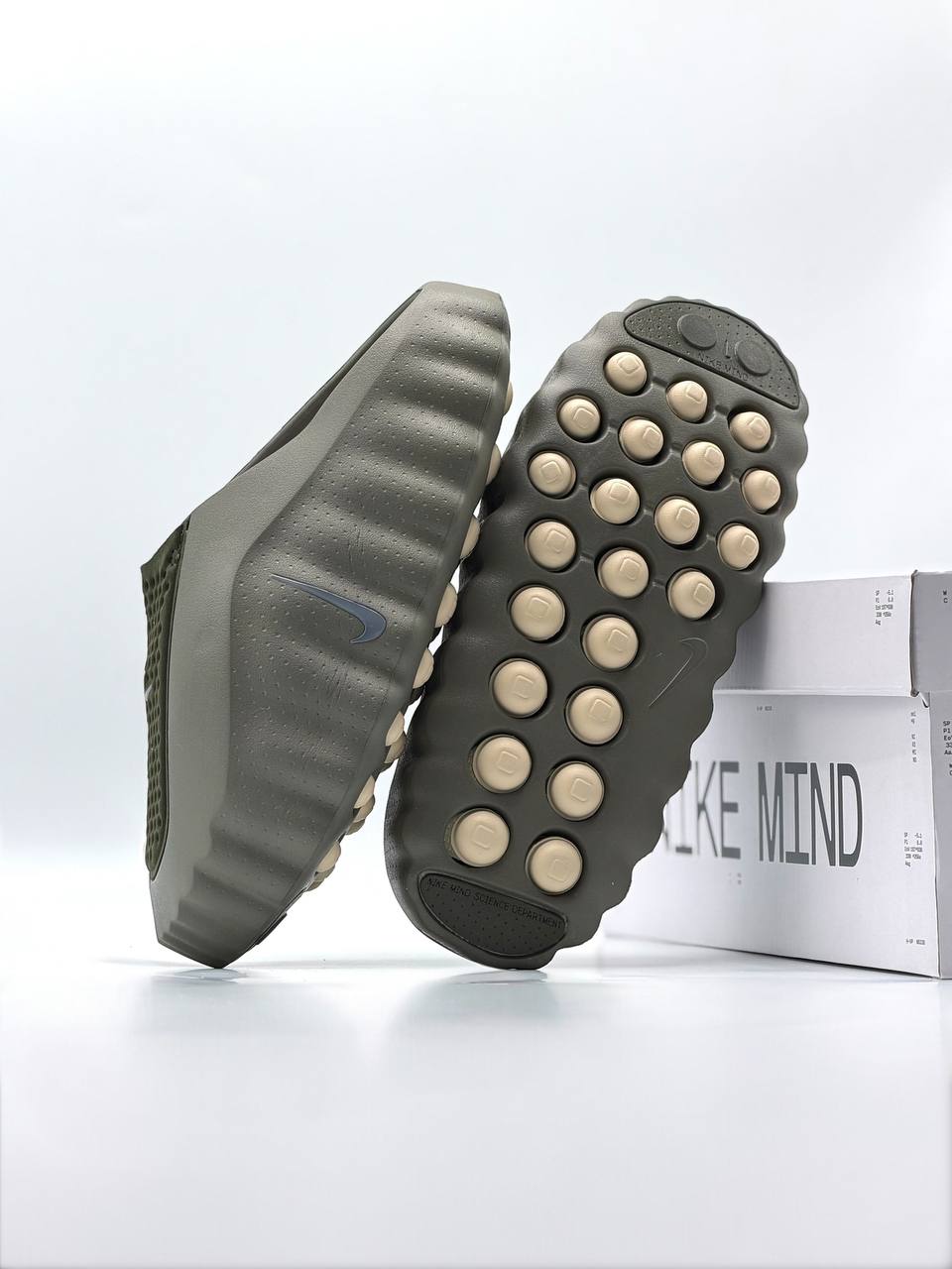 Nike Mind 001  | Verde Oliva