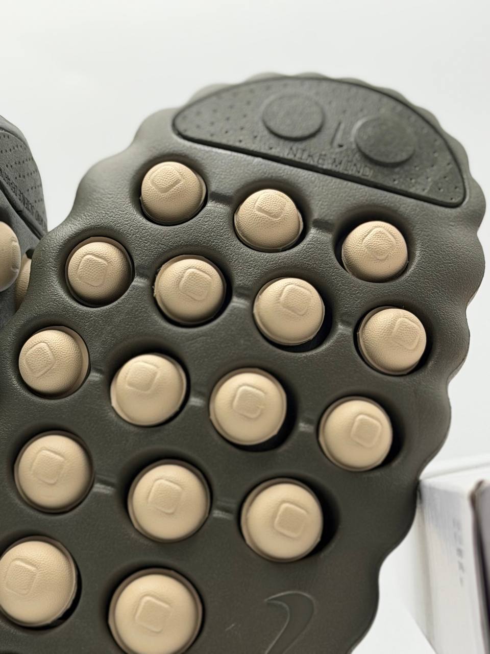 Nike Mind 001  | Verde Oliva