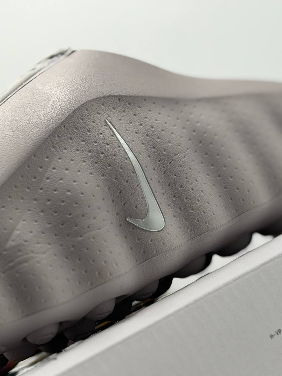 Nike MIND 001 "Light Bone"  | Rosa |